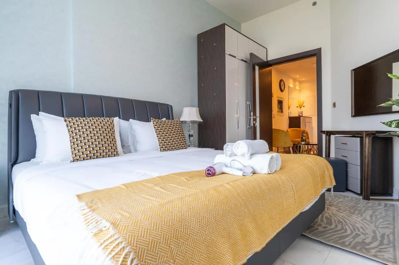 Heaven Crest Vacation Homes Business Bay Canal View - Luxury 2 Bedroom Suite With Free Parking, Wi-Fi, Gym And Pool Dubaï 0*,