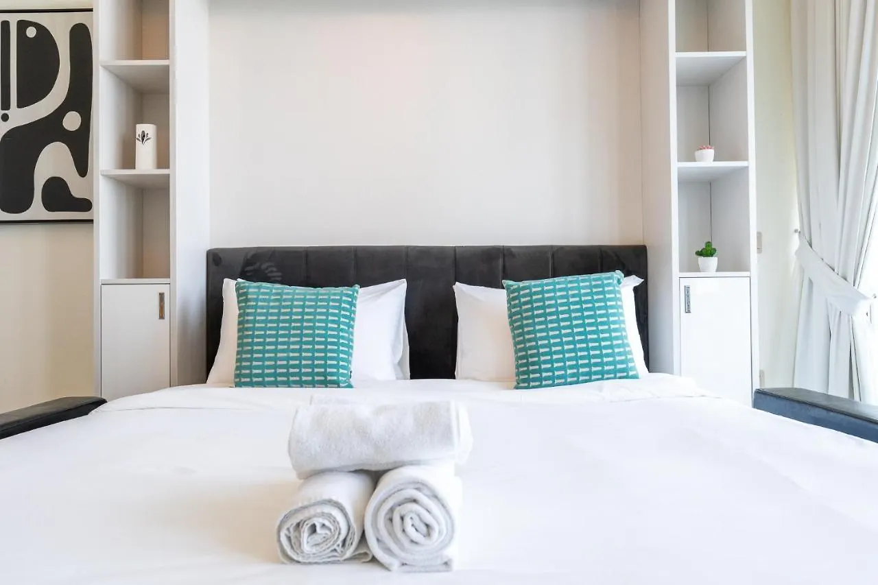 Heaven Crest Vacation Homes Business Bay Canal View - Luxury 2 Bedroom Suite With Free Parking, Wi-Fi, Gym And Pool Dubaï Appartement