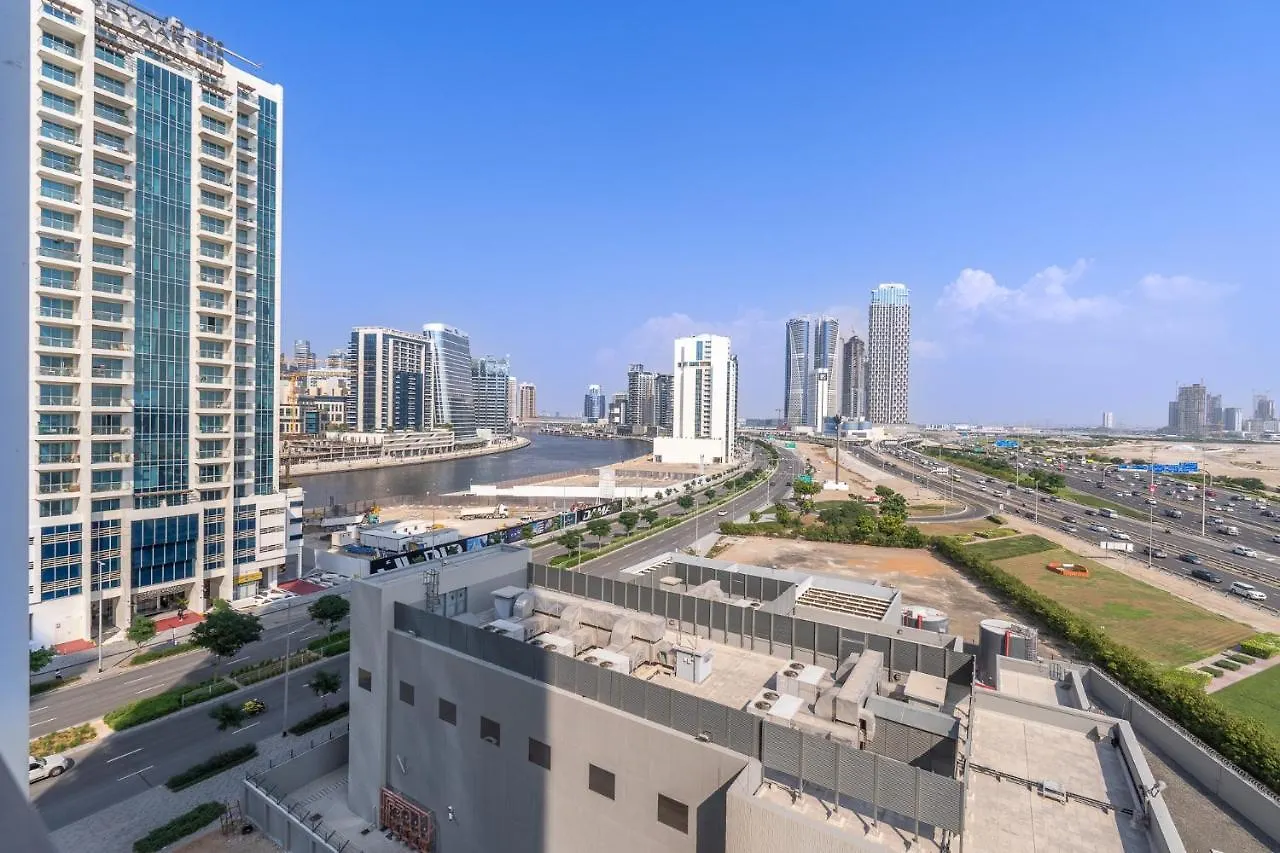 Heaven Crest Vacation Homes Business Bay Canal View - Luxury 2 Bedroom Suite With Free Parking, Wi-Fi, Gym And Pool Dubaï 0*,