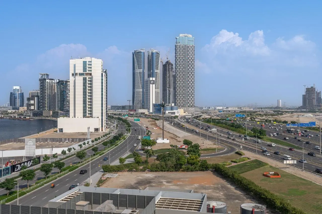 Appartement Heaven Crest Vacation Homes Business Bay Canal View - Luxury 2 Bedroom Suite With Free Parking, Wi-Fi, Gym And Pool Dubaï
