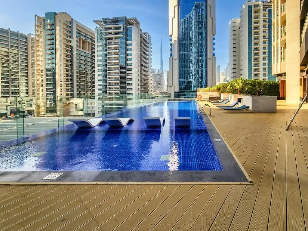 Heaven Crest Vacation Homes Business Bay Canal View - Luxury 2 Bedroom Suite With Free Parking, Wi-Fi, Gym And Pool Dubaï Émirats arabes unis